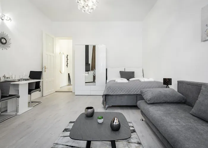 Dorsett Heights Apartment