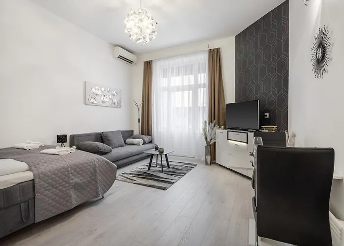 Dorsett Heights Apartment