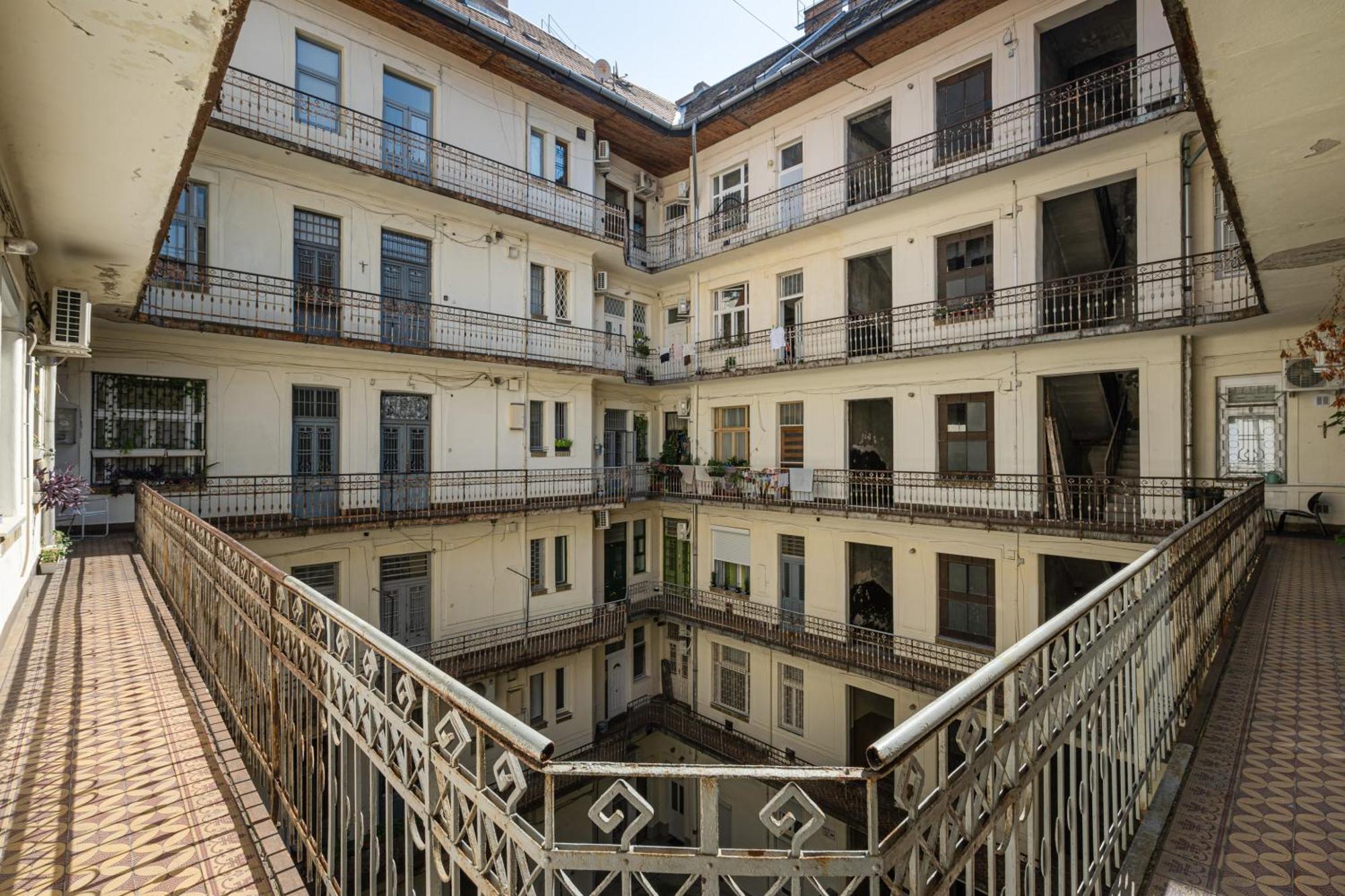 Dorsett Heights Budapesta