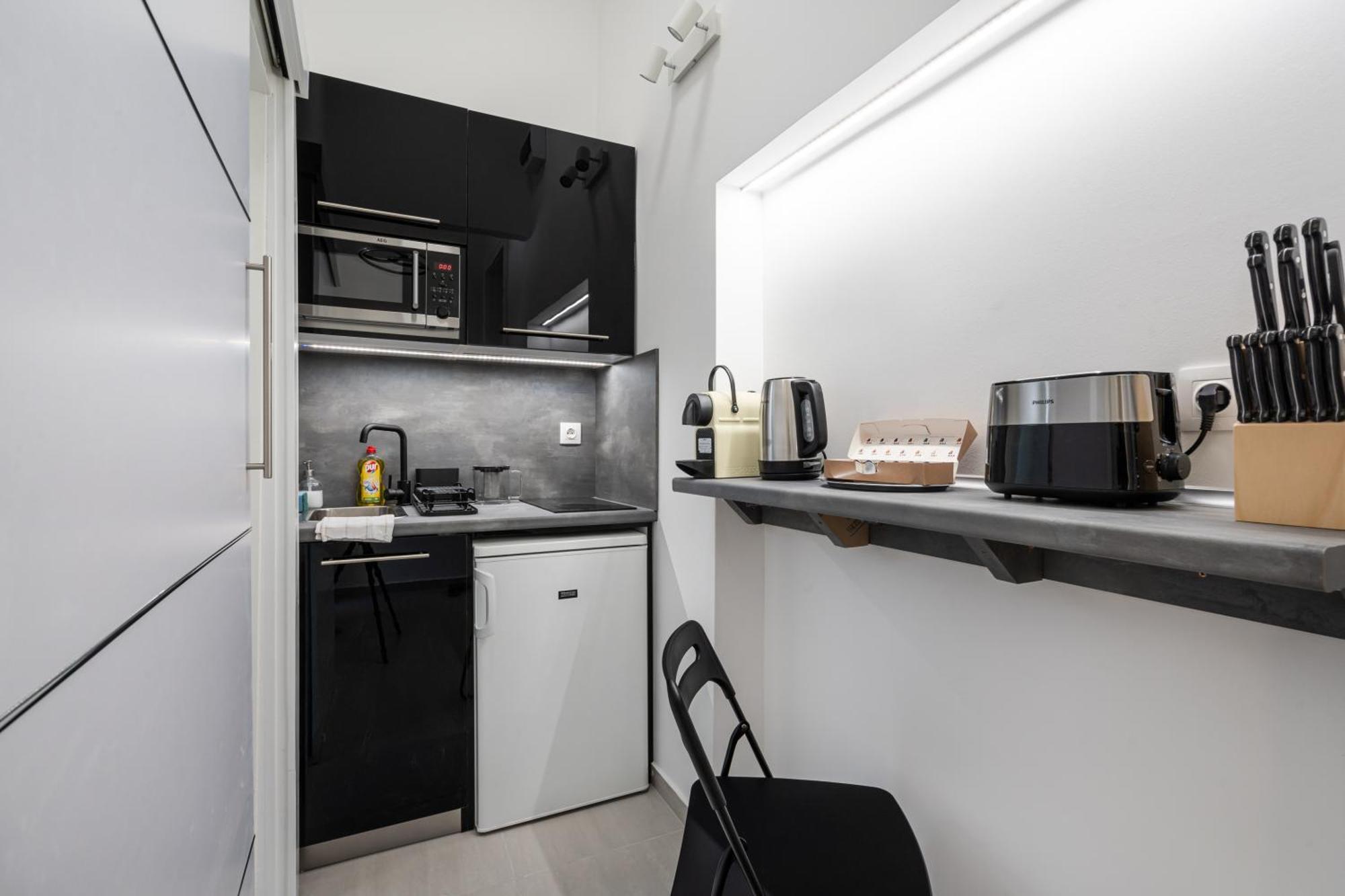 Dorsett Heights * Budapest
